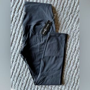 NWT Savvy Skinn Leggings